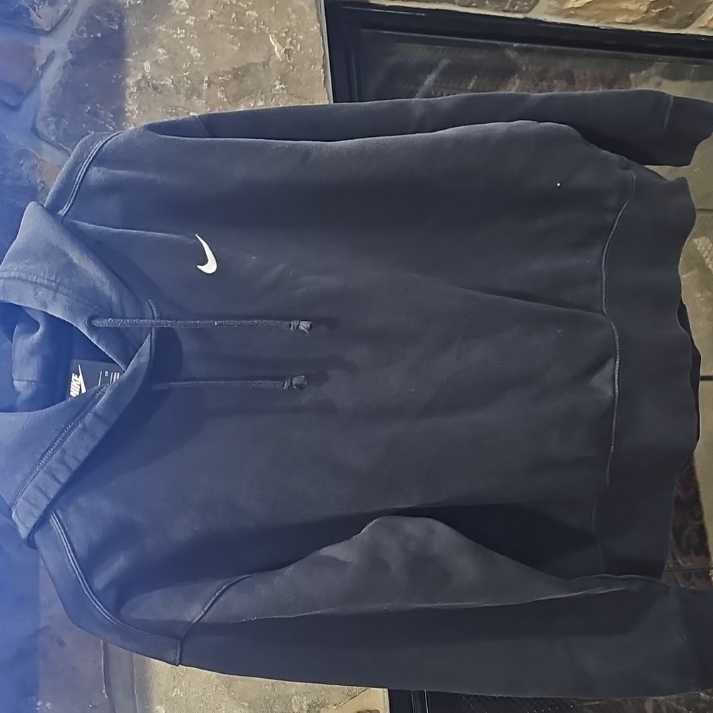 GUC Nike Black Hooded Pullover Small